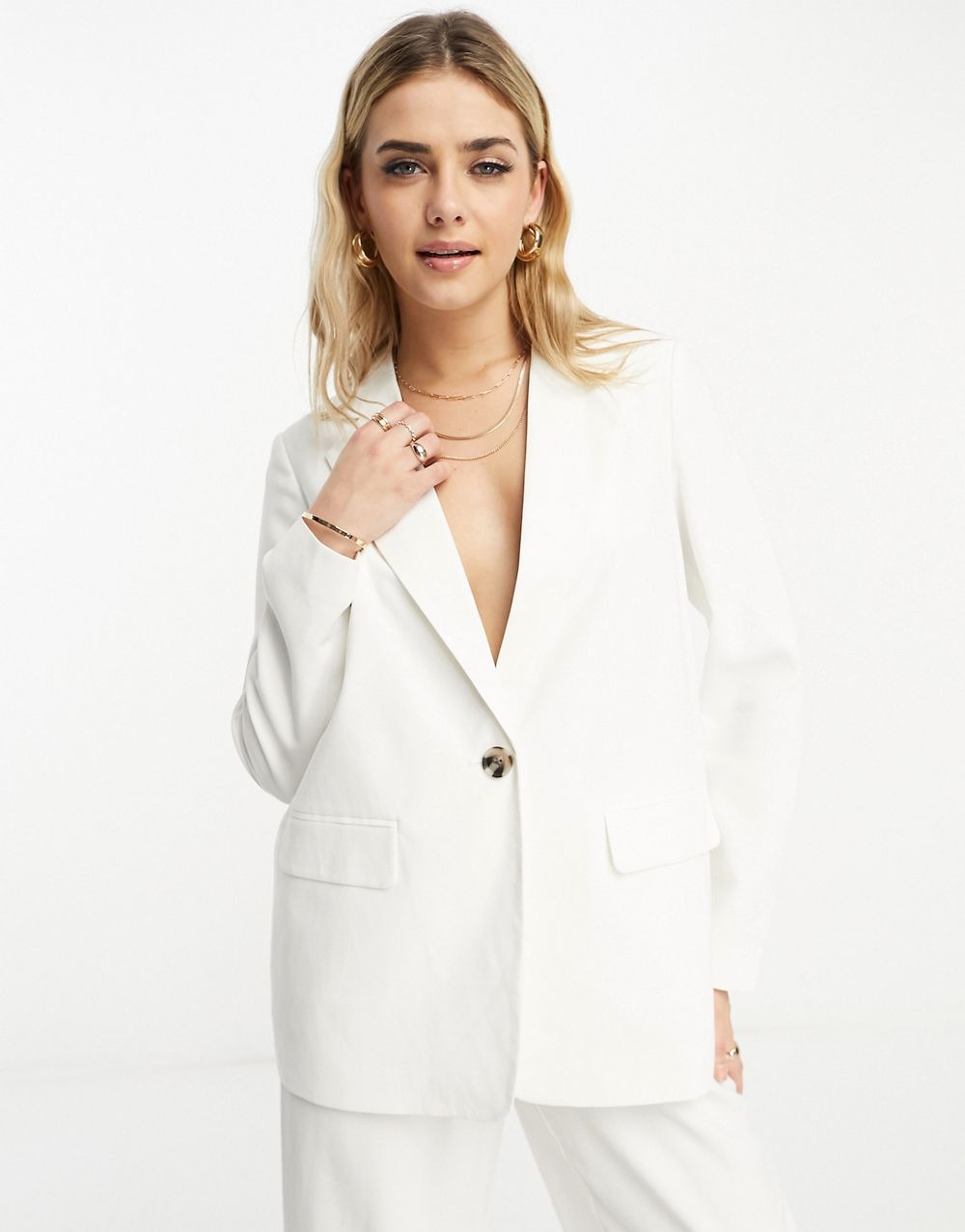 Blazer, Shorts, Pants Set In White - Imagem 4