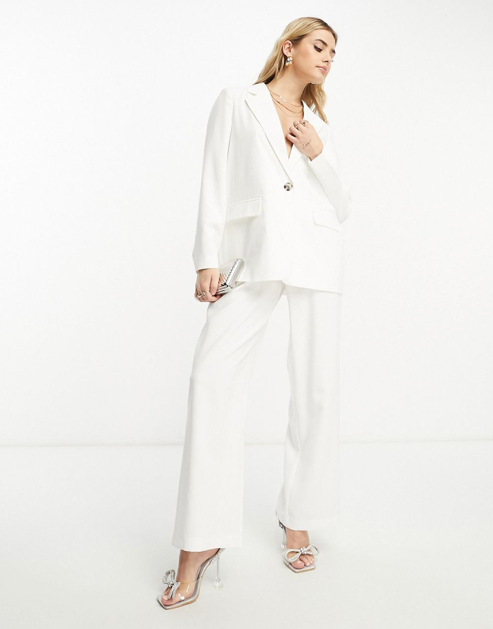 Blazer, Shorts, Pants Set In White - Imagem 2